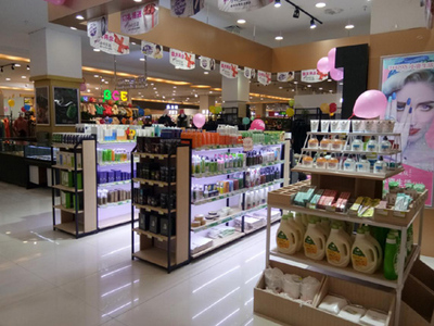 小資生活加盟致富不用愁？理性看待化妝品零售店的盈利前景